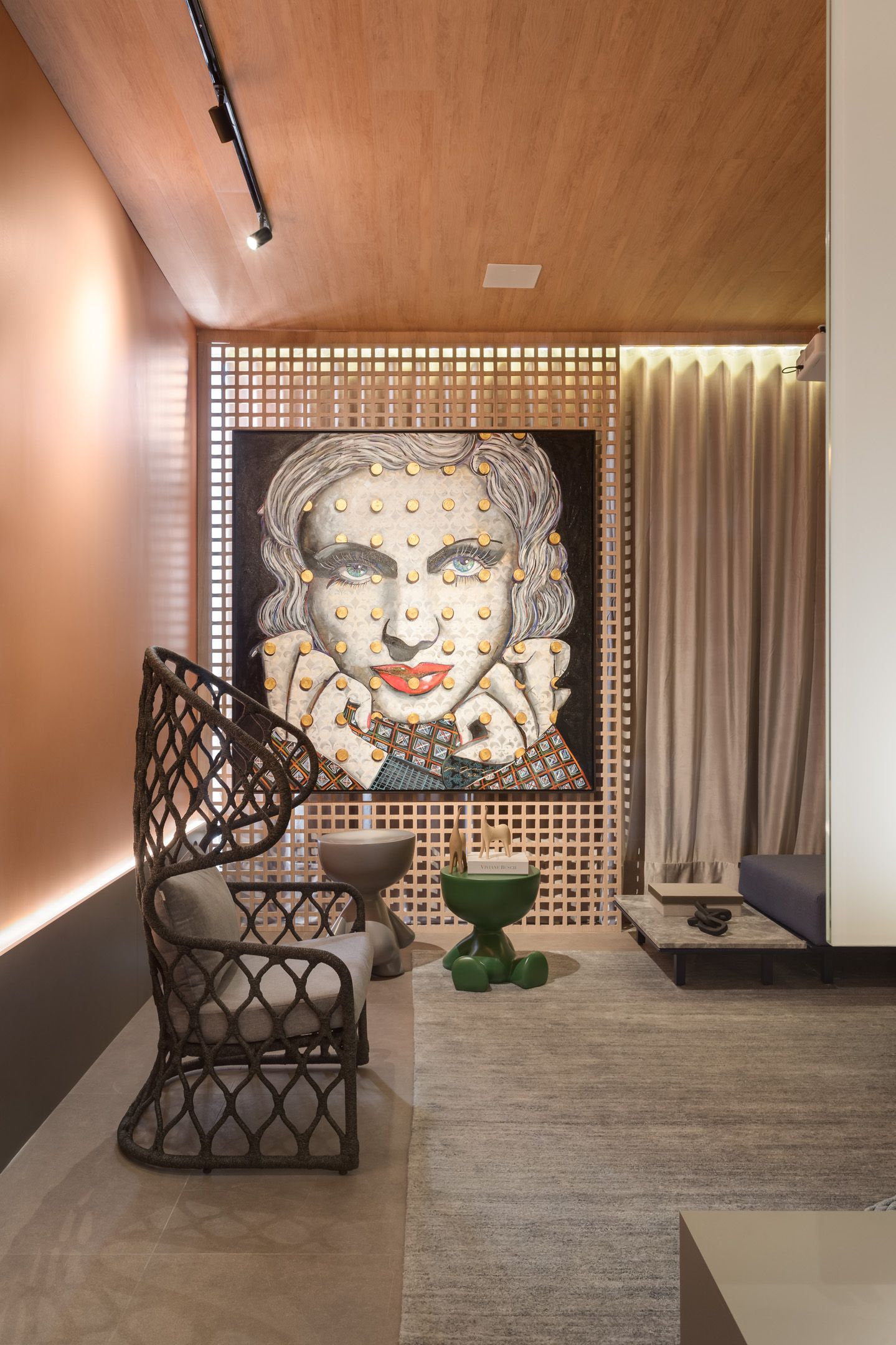 Imagem da galeria - Ceramik